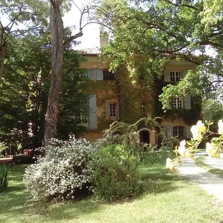 Chateau De Foncoussieres Oda ve Kahvaltı *